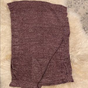 Barefoot dreams burgundy cozy wrap